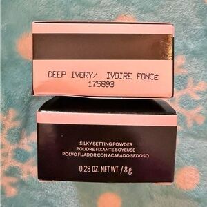 Mary Kay Silky Setting Powder - Deep Ivory